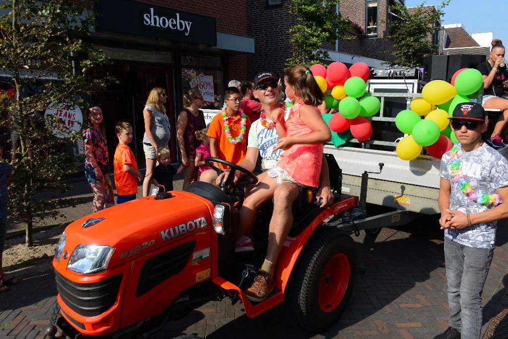 ../Images/Zomercarnaval Noordwijkerhout 2016 040.jpg